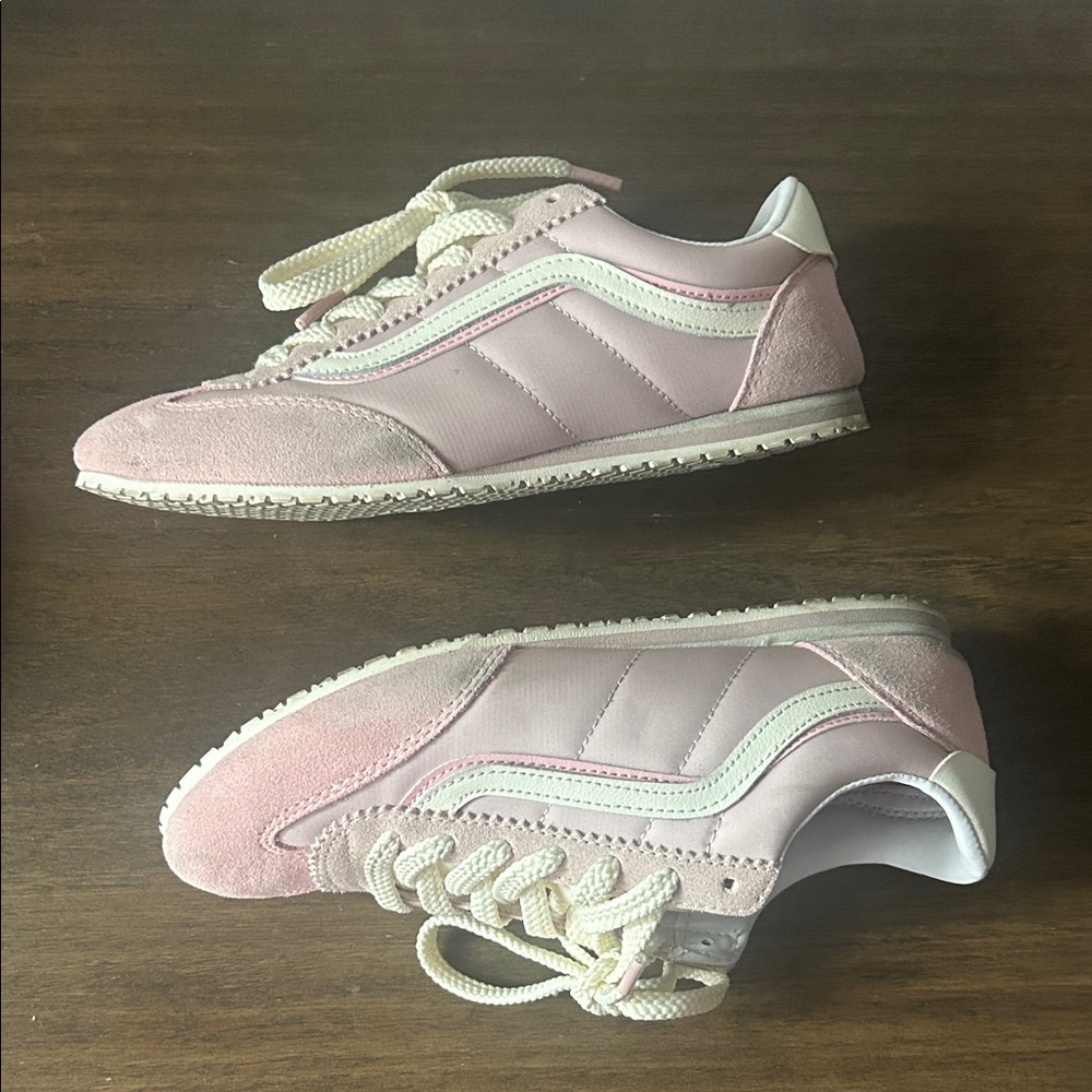 Vans Super Lopro Pink and White Sneakers - Picture 3 of 5